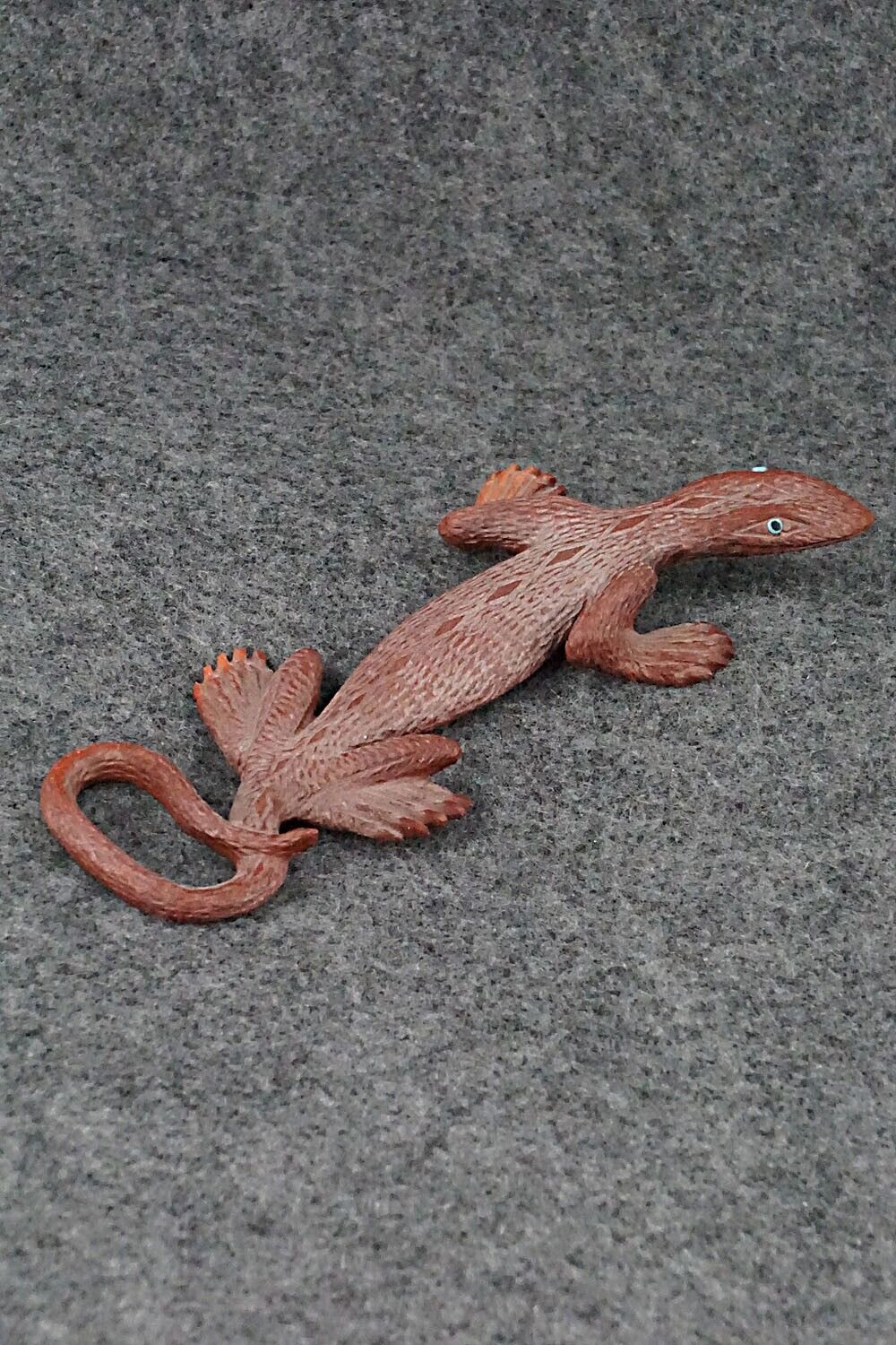 Lizard Zuni Fetish Carving - Travis Lasiloo