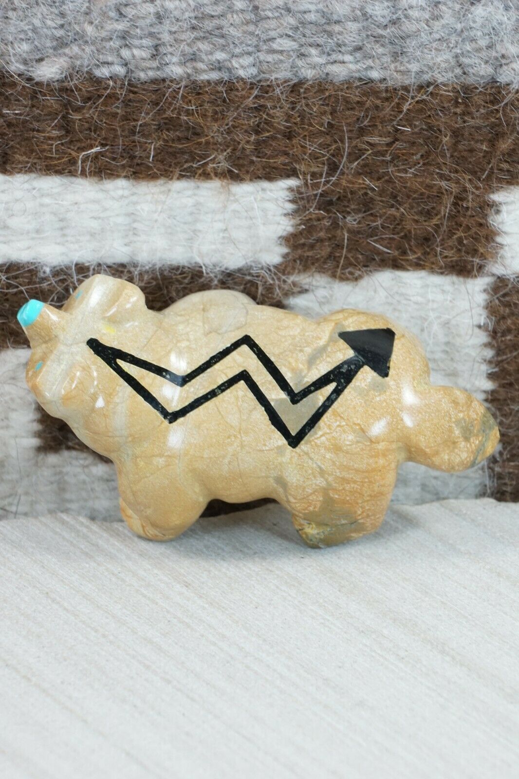 Badger Zuni Fetish Carving - Enrike Leekya