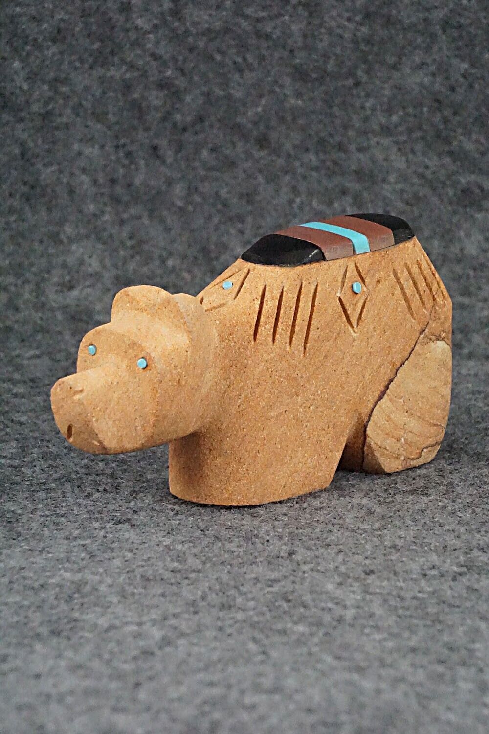 Bear Zuni Fetish Carving - Brandon Phillips
