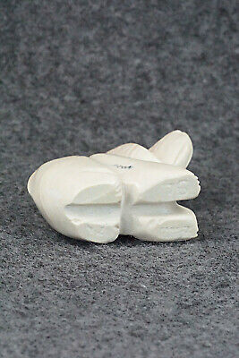 Bear Zuni Fetish Carving - Gilbert Lonjose