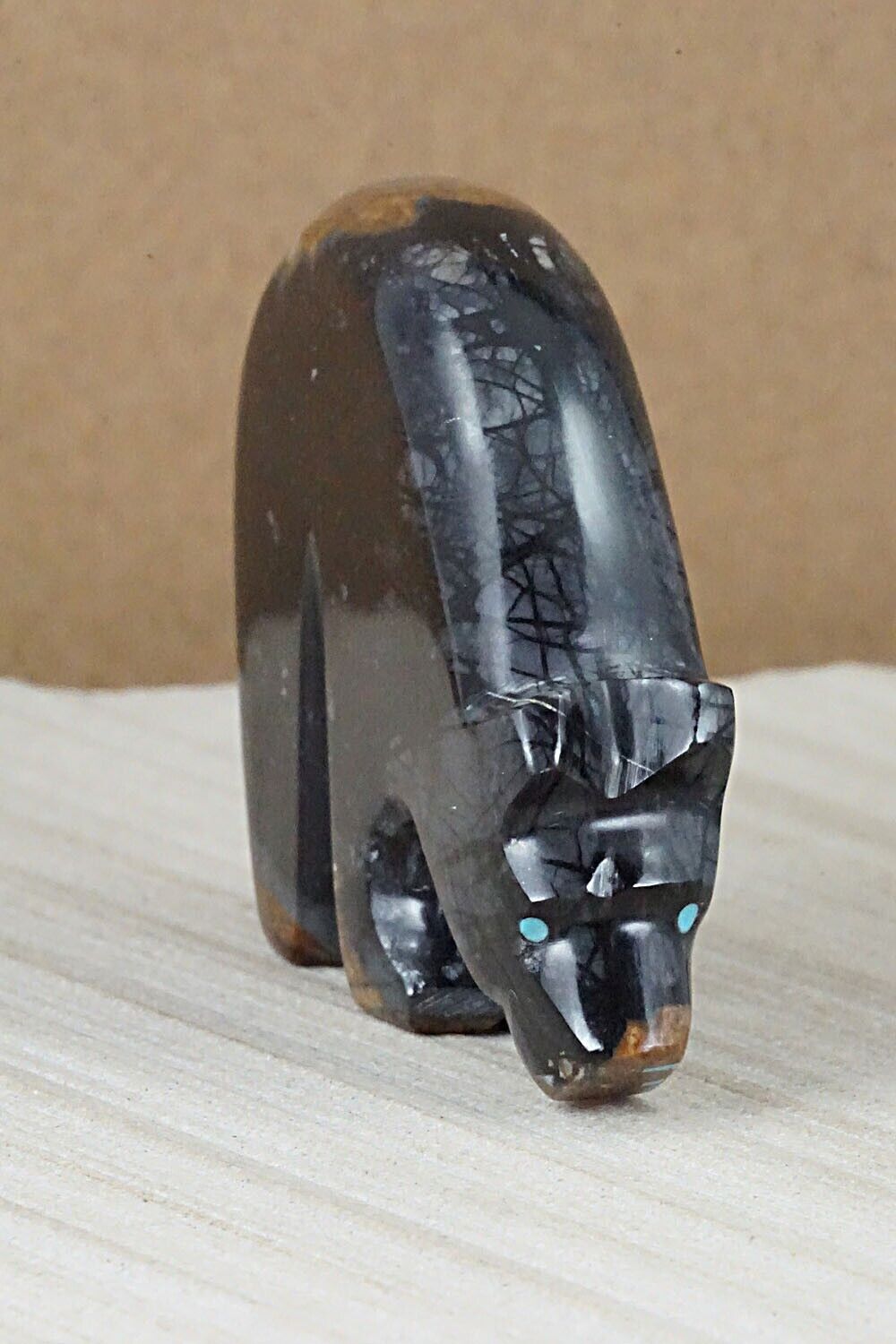 Bear Zuni Fetish Carving - Rodney Laiwakete
