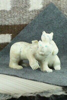 Bear Zuni Fetish Carving - Albert Eustace