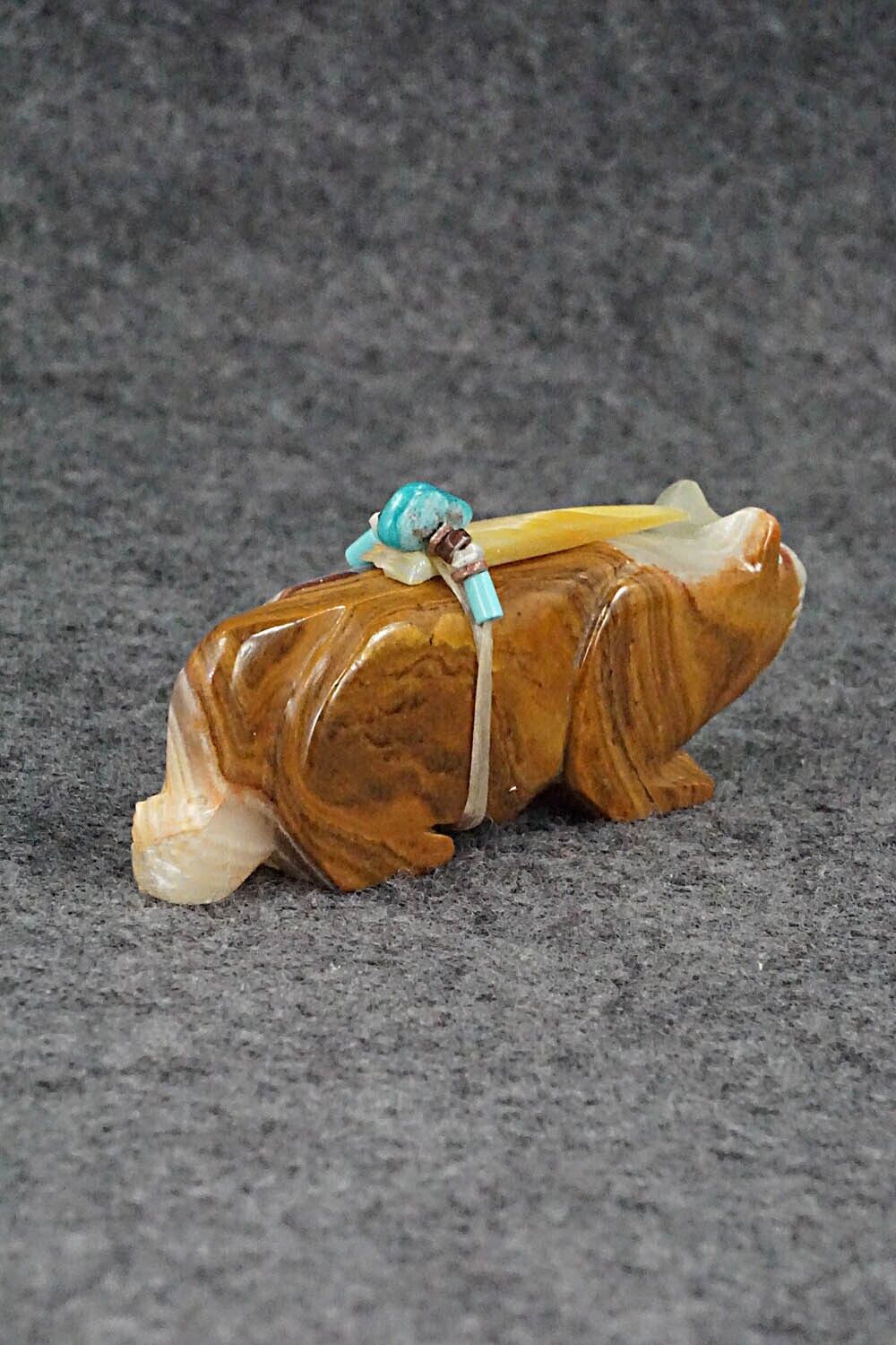 Mountain Lion Zuni Fetish Carving - Alex Tsethlikai