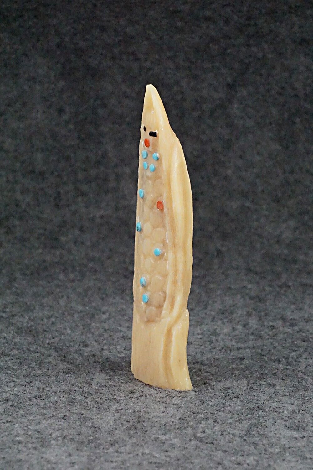 Corn Maiden Zuni Fetish Carving - Derrick Kaamasee