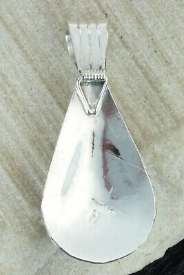 Onyx & Sterling Silver Pendant - Henry Attakai