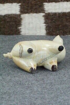 Pig Zuni Fetish Carving - Enrike Leekya