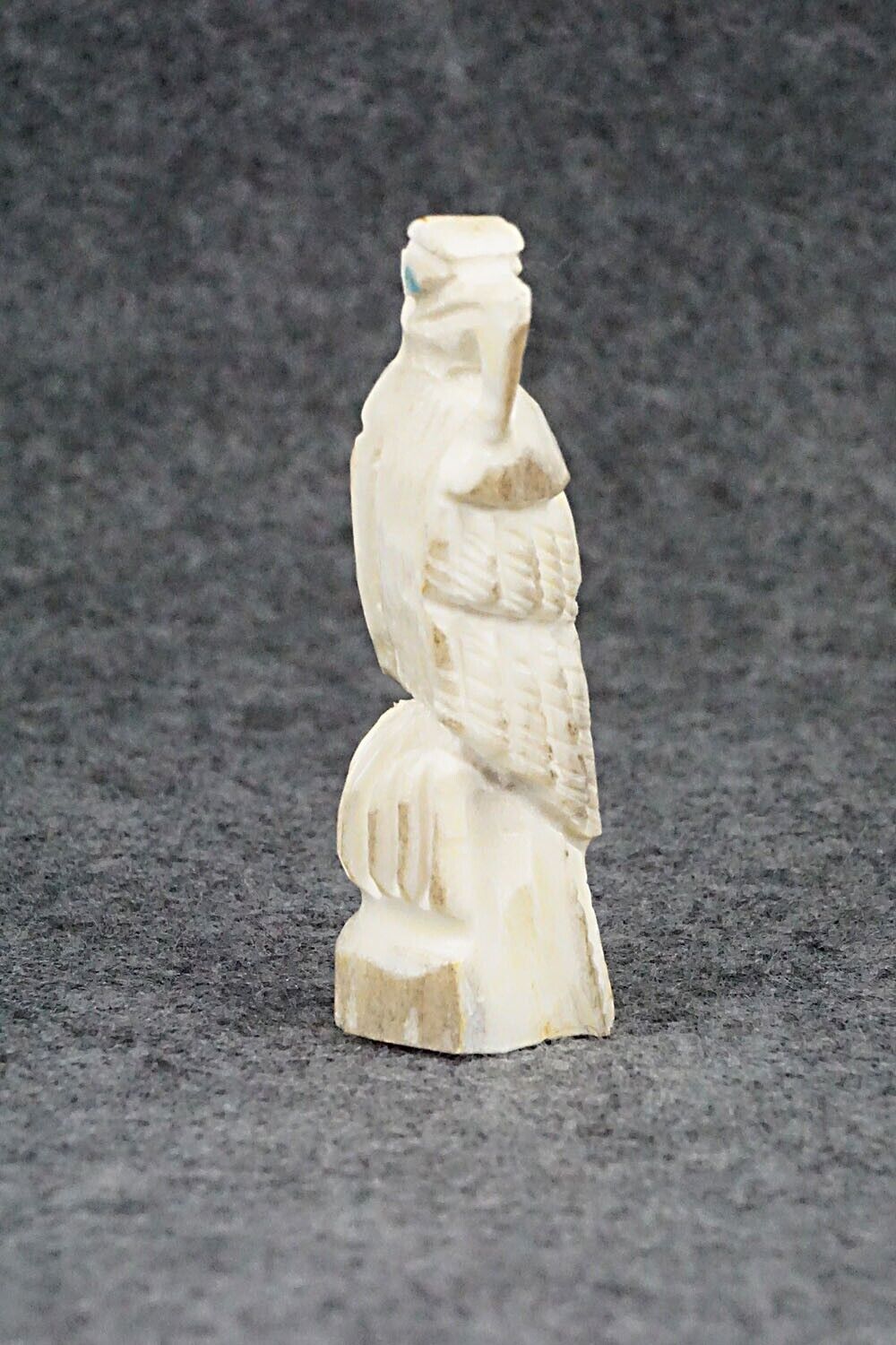Eagle Zuni Fetish Carving - Jerrold Lahaleon