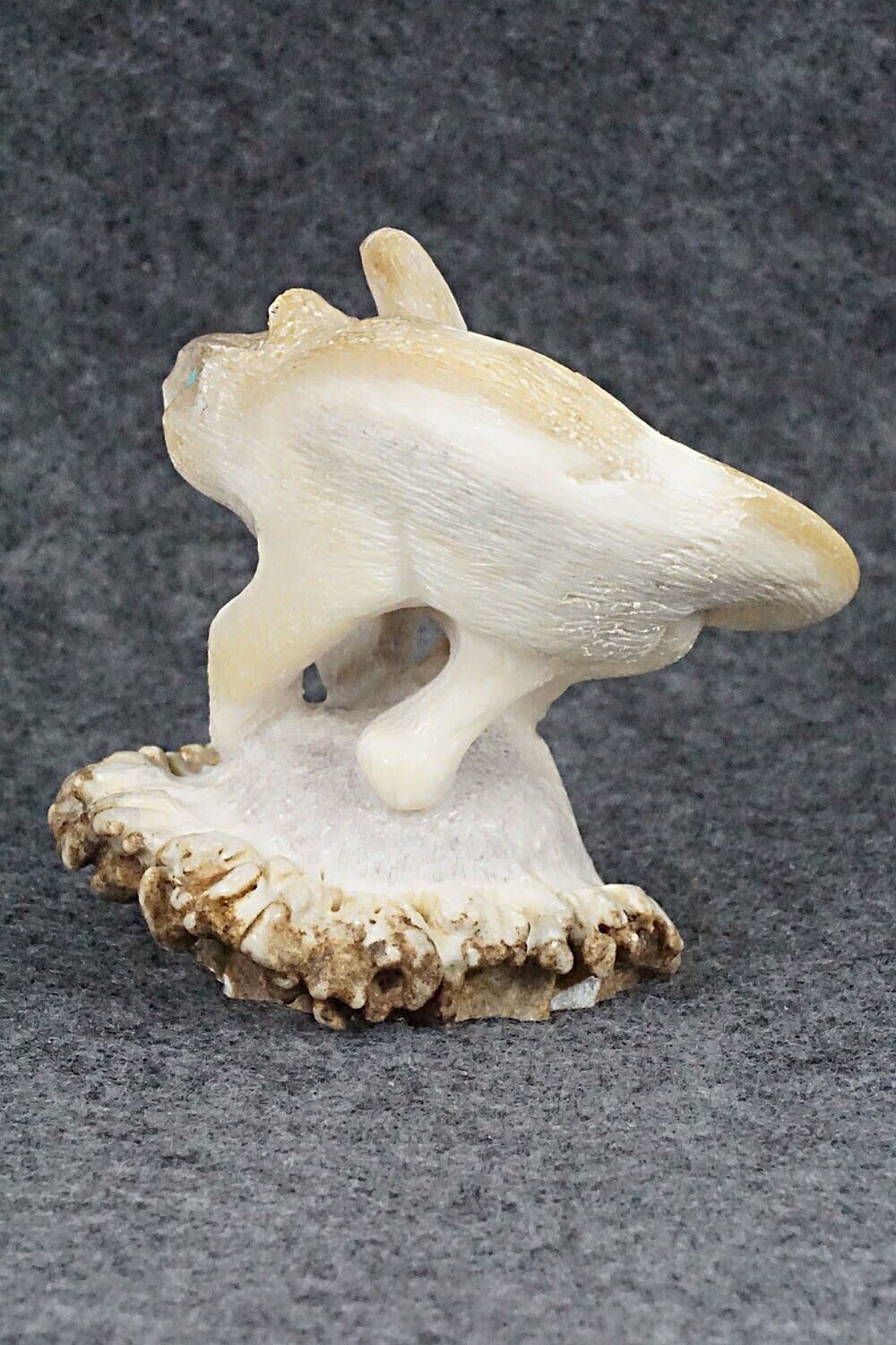 Mountain Lion Zuni Fetish Carving - Maxx Laate