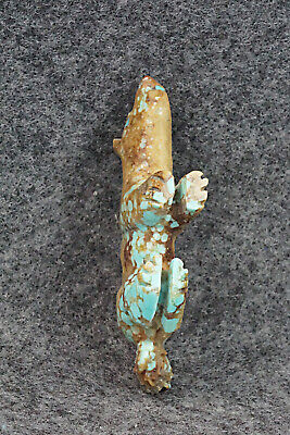Wolf Zuni Fetish Carving - Andres Quandelacy
