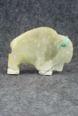 Buffalo Zuni Fetish Carving - Kevin Quam