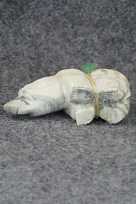 Bear Zuni Fetish Carving - Paulette Quam