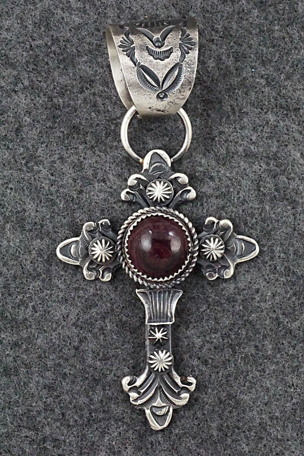 Spiny Oyster and Sterling Silver Pendant - Eva Billah