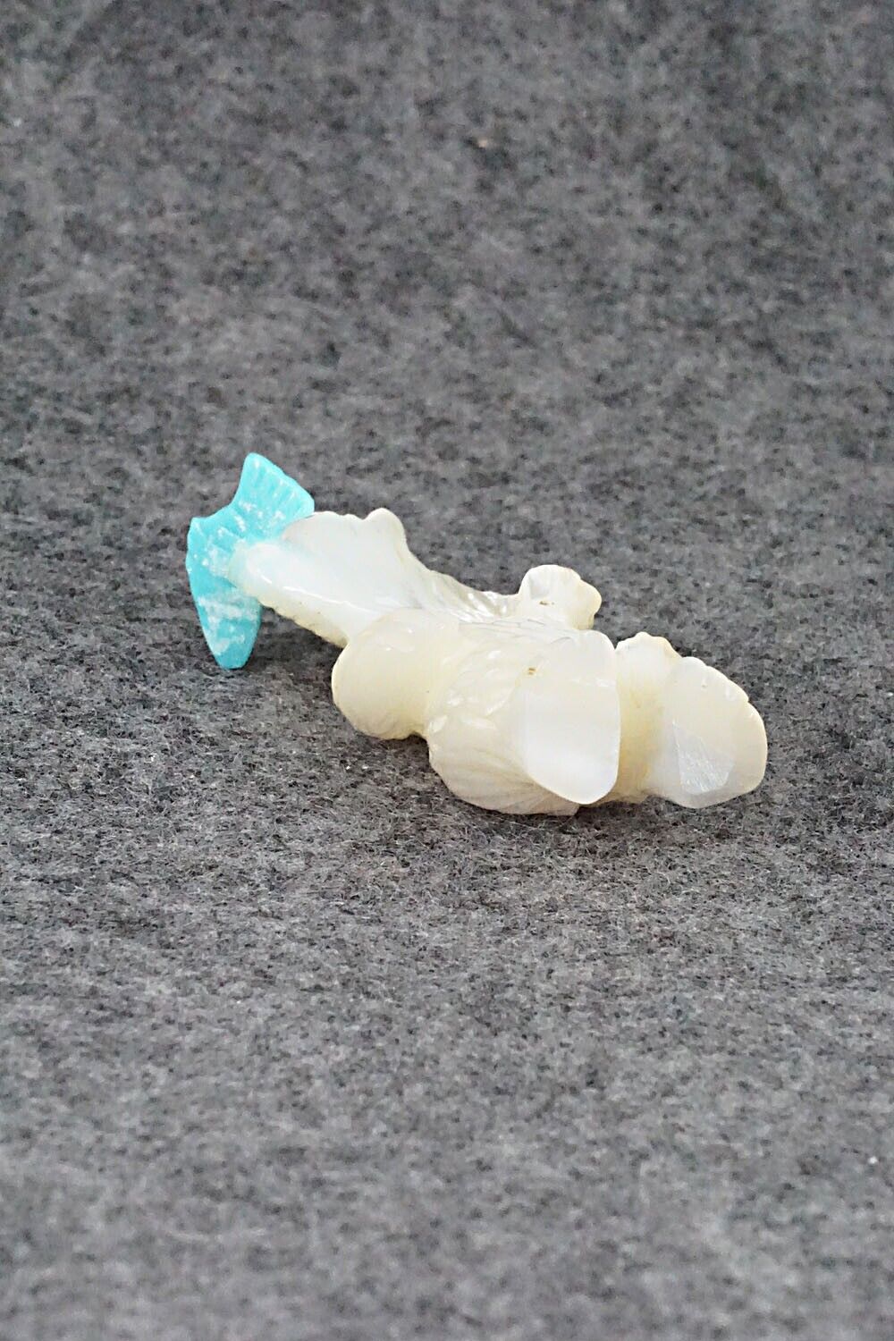 Bear Zuni Fetish Carving - Andres Quandelacy