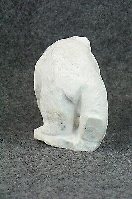 Bear Zuni Fetish Carving - Derrick Kaamasee
