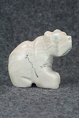 Bear Zuni Fetish Carving - Gilbert Lonjose