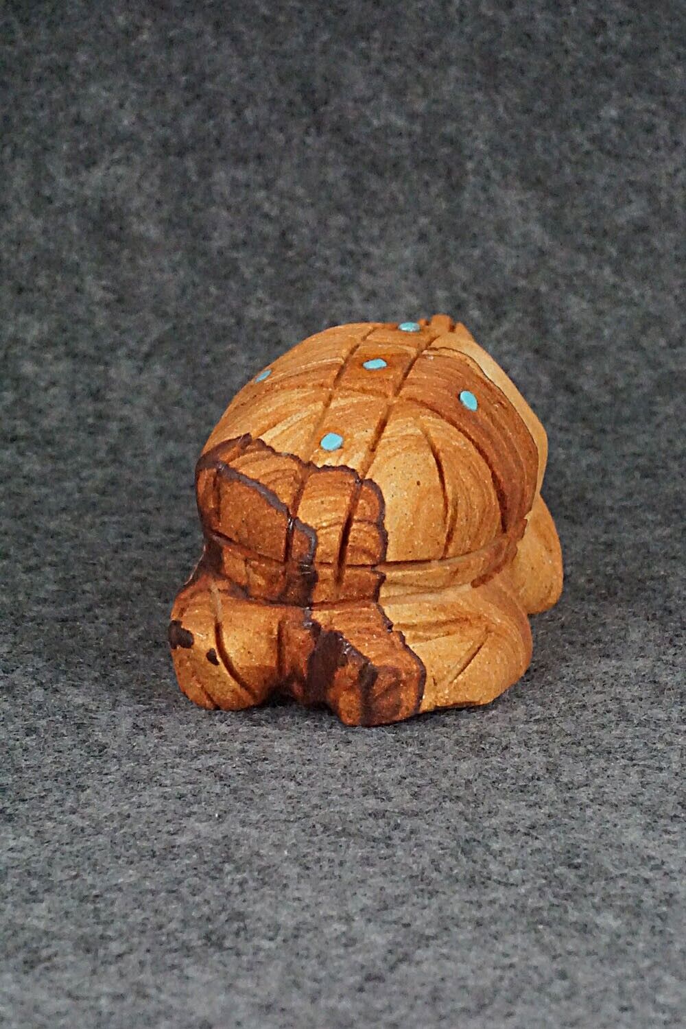 Turtle Zuni Fetish Carving - Louise Ponchuella