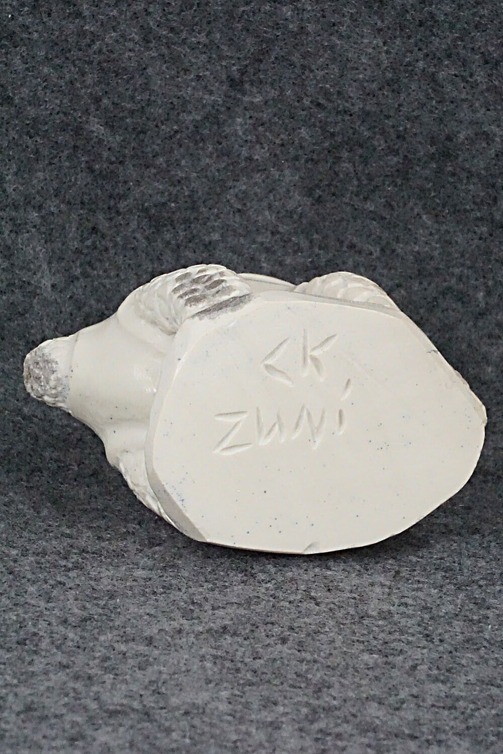 Turtle Zuni Fetish Carving - Carlton Kaamasee