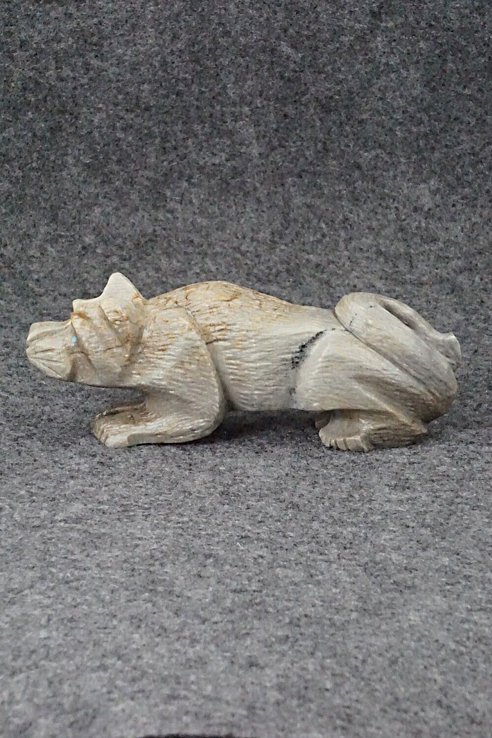 Mountain Lion Zuni Fetish Carving - Tony Mackel