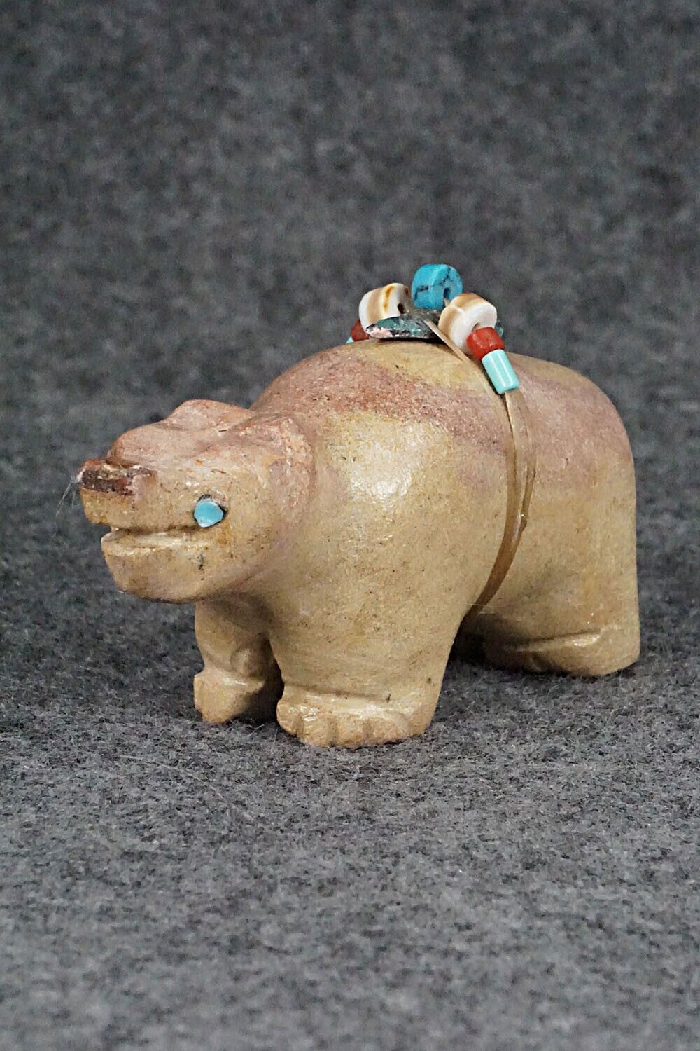 Bear Zuni Fetish Carving - Narrin Bowannie
