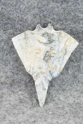 Stingray Zuni Fetish Carving - Derrick Kaamasee
