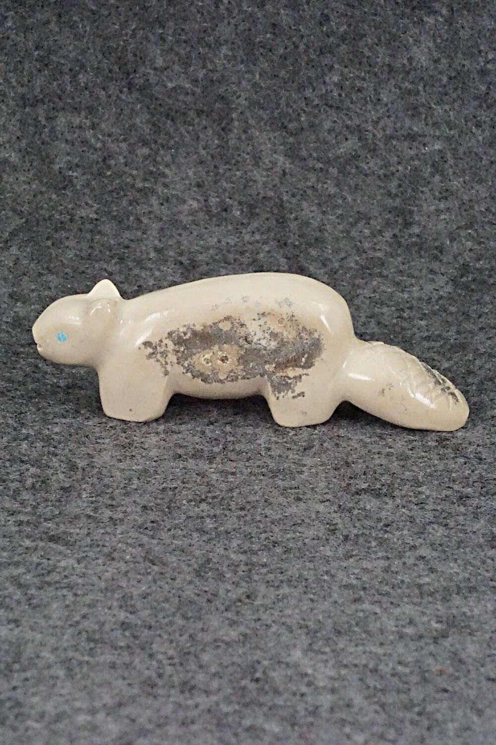Beaver Zuni Fetish Carving - Marvelita Phillips