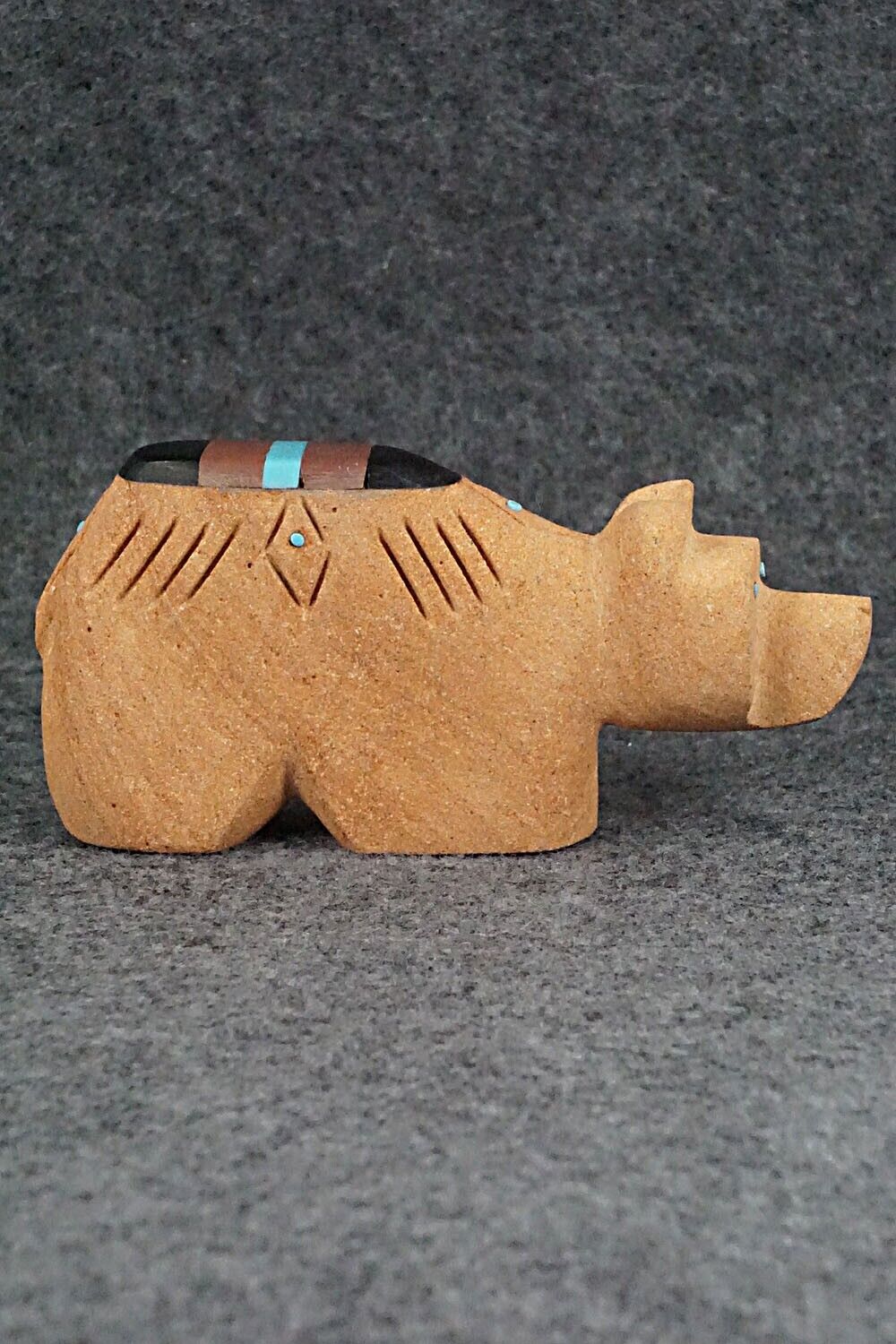 Bear Zuni Fetish Carving - Brandon Phillips