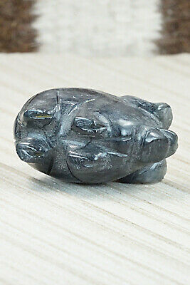 Pig Zuni Fetish Carving - Stanton Hannaweeke