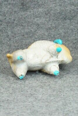 Buffalo Zuni Fetish Carving - Enrike Leekya