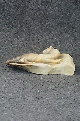 Wolf Zuni Fetish Carving - Wilfred Cheama