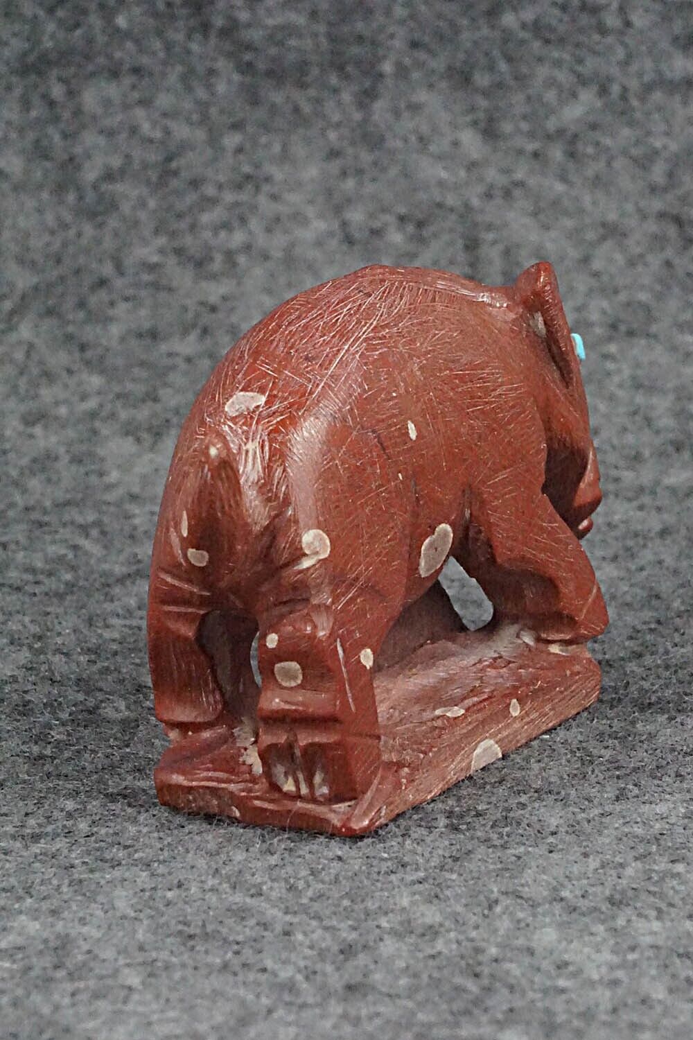 Boar Zuni Fetish Carving - Derrick Kaamasee