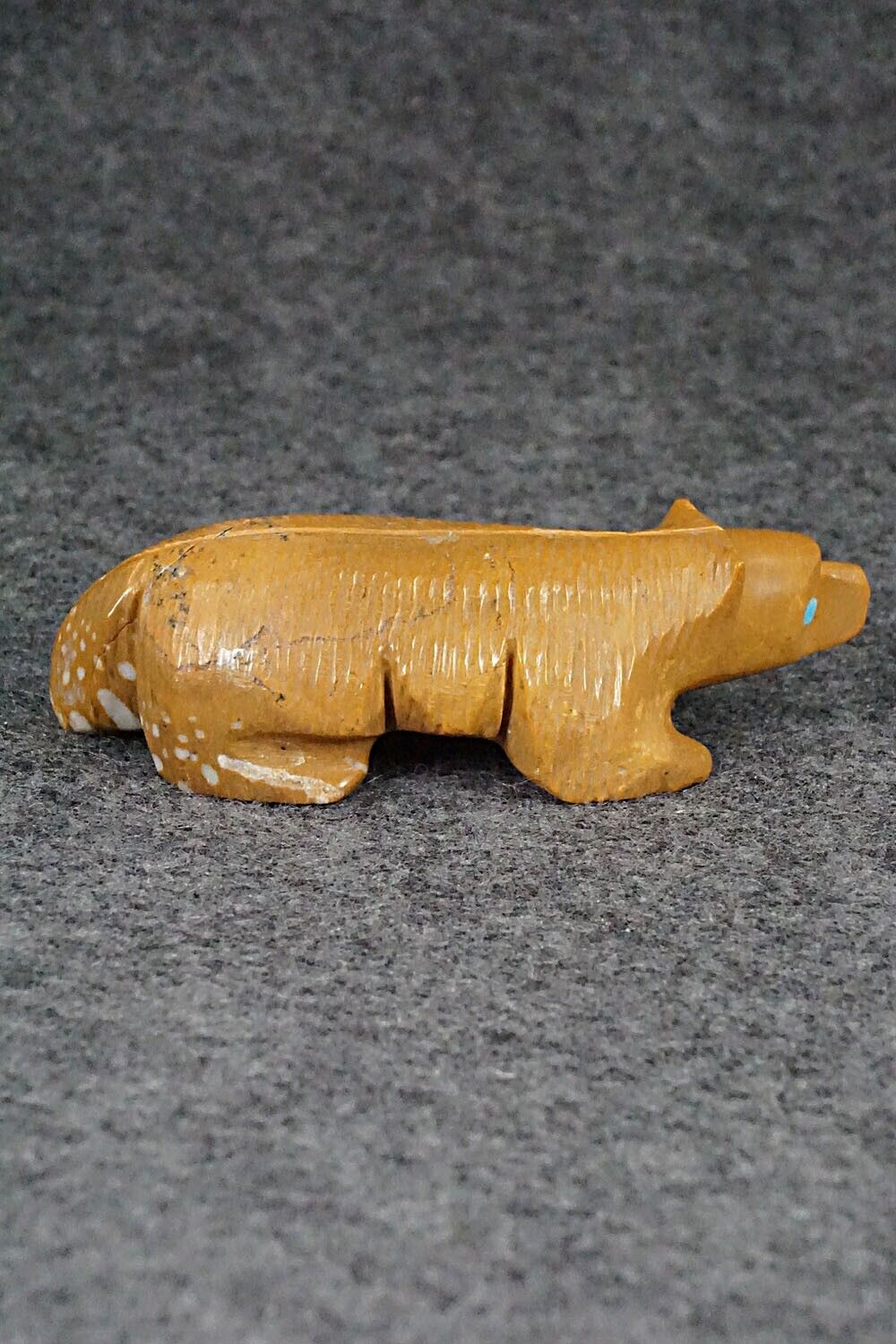 Badger Zuni Fetish Carving - Ronnie Lunasee
