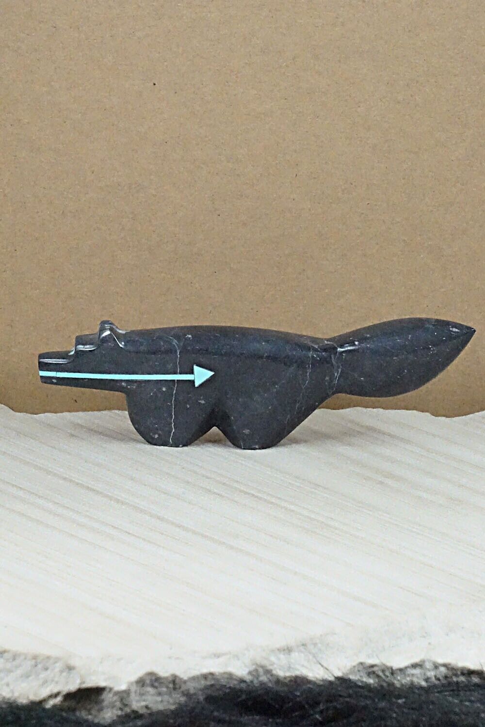 Wolf Zuni Fetish Carving - Bernard Laiwakete