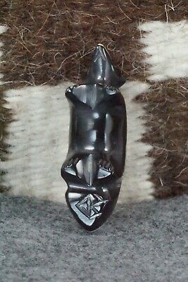Skunk Zuni Fetish Carving - Calvert Bowannie