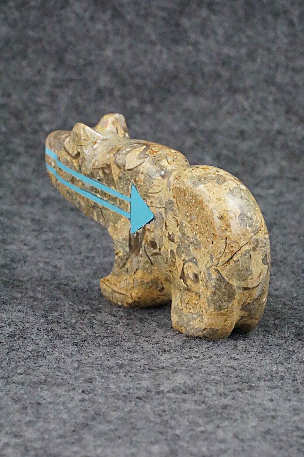 Bear Zuni Fetish Carving - Rodney Laiwakete