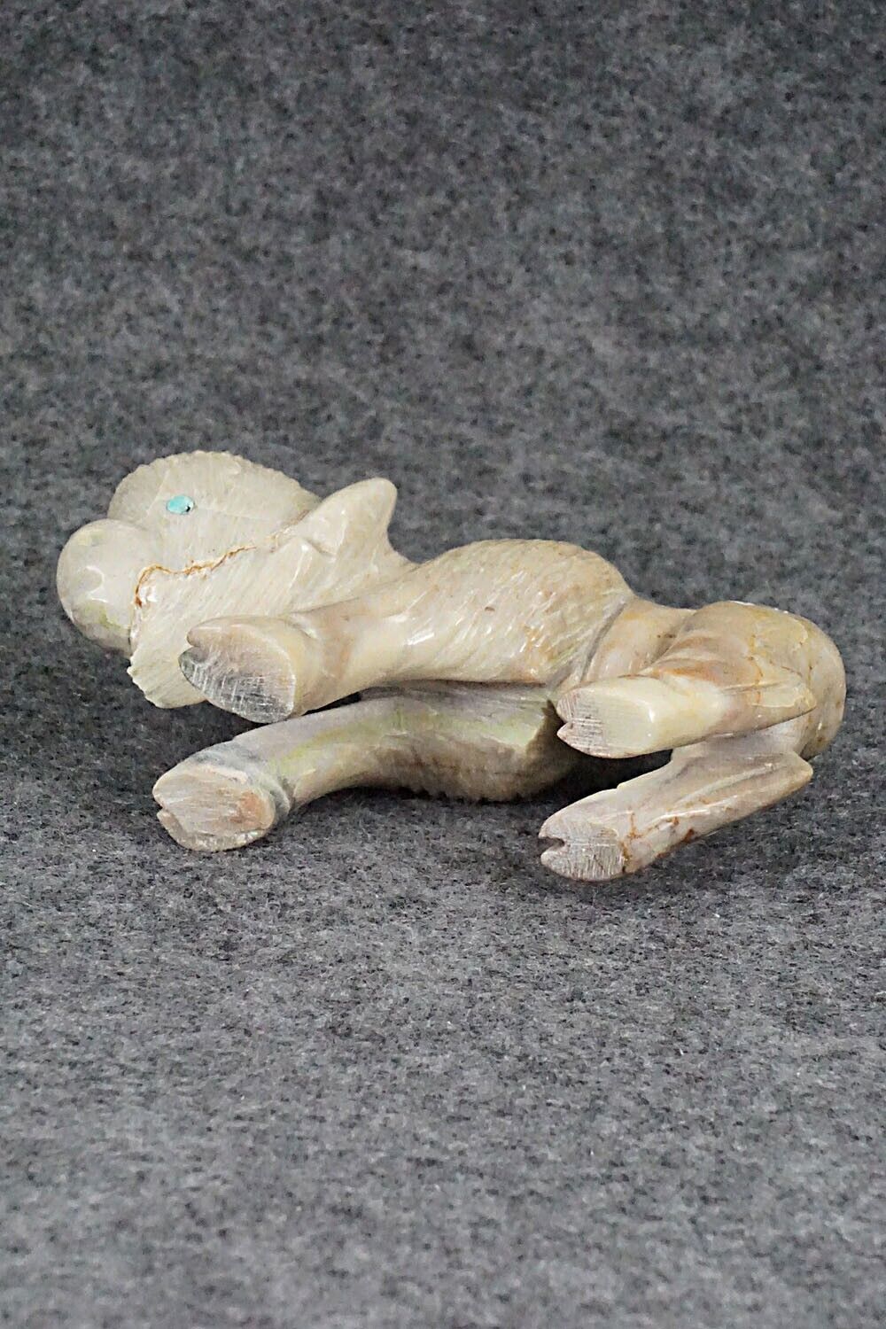 Buffalo Zuni Fetish Carving - Jonas Hustito