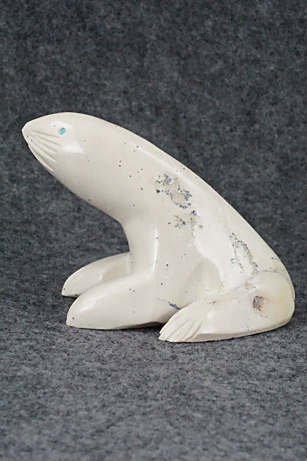 Sea Lion Zuni Fetish Carving - Gilbert Lonjose