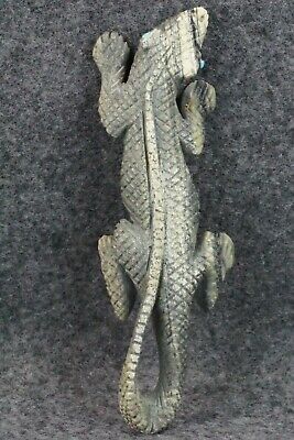 Lizard Zuni Fetish Carving - Lance Cheama