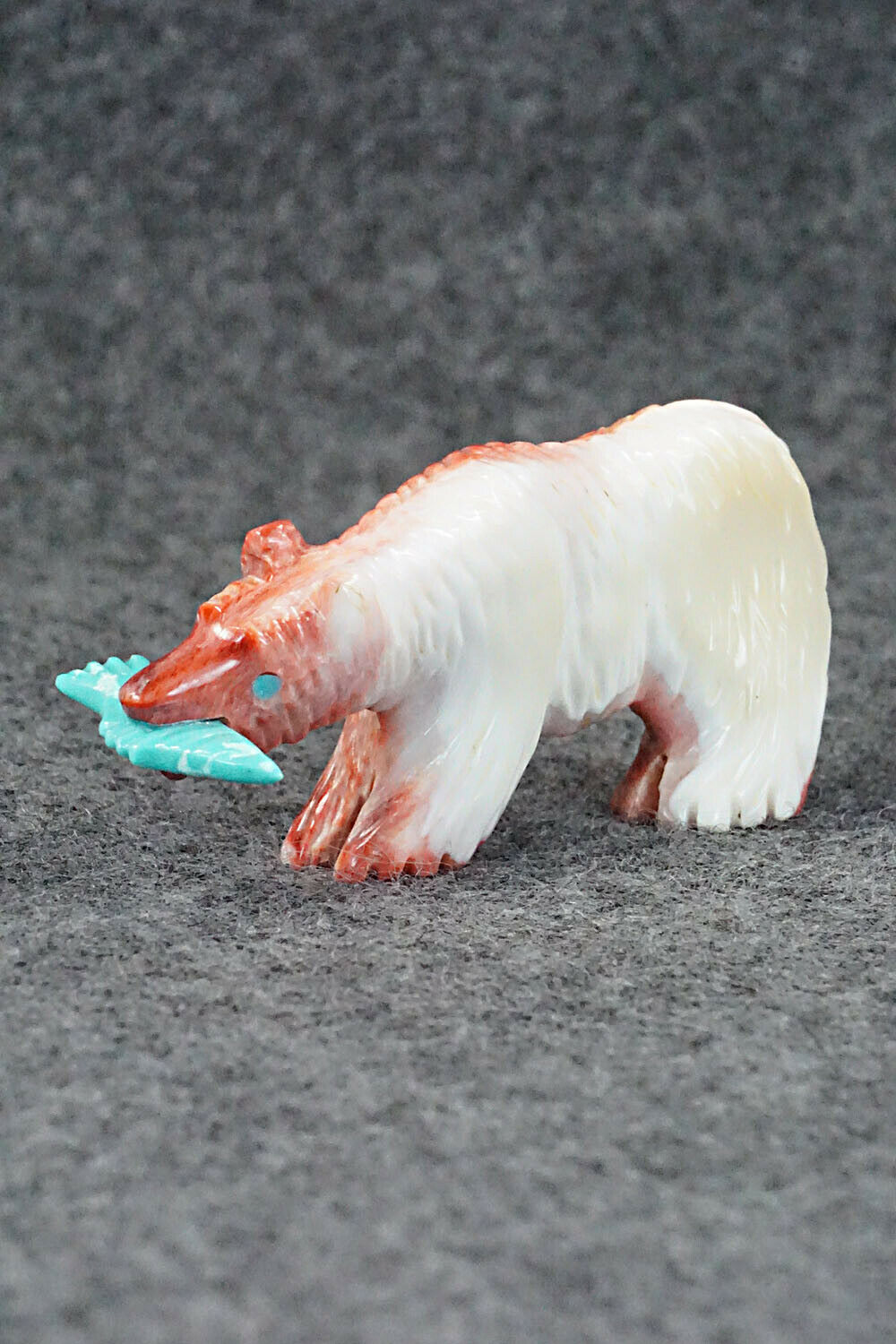 Bear Zuni Fetish Carving - Andres Quandelacy