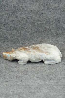 Badger Zuni Fetish Carving - Derrick Kaamasee