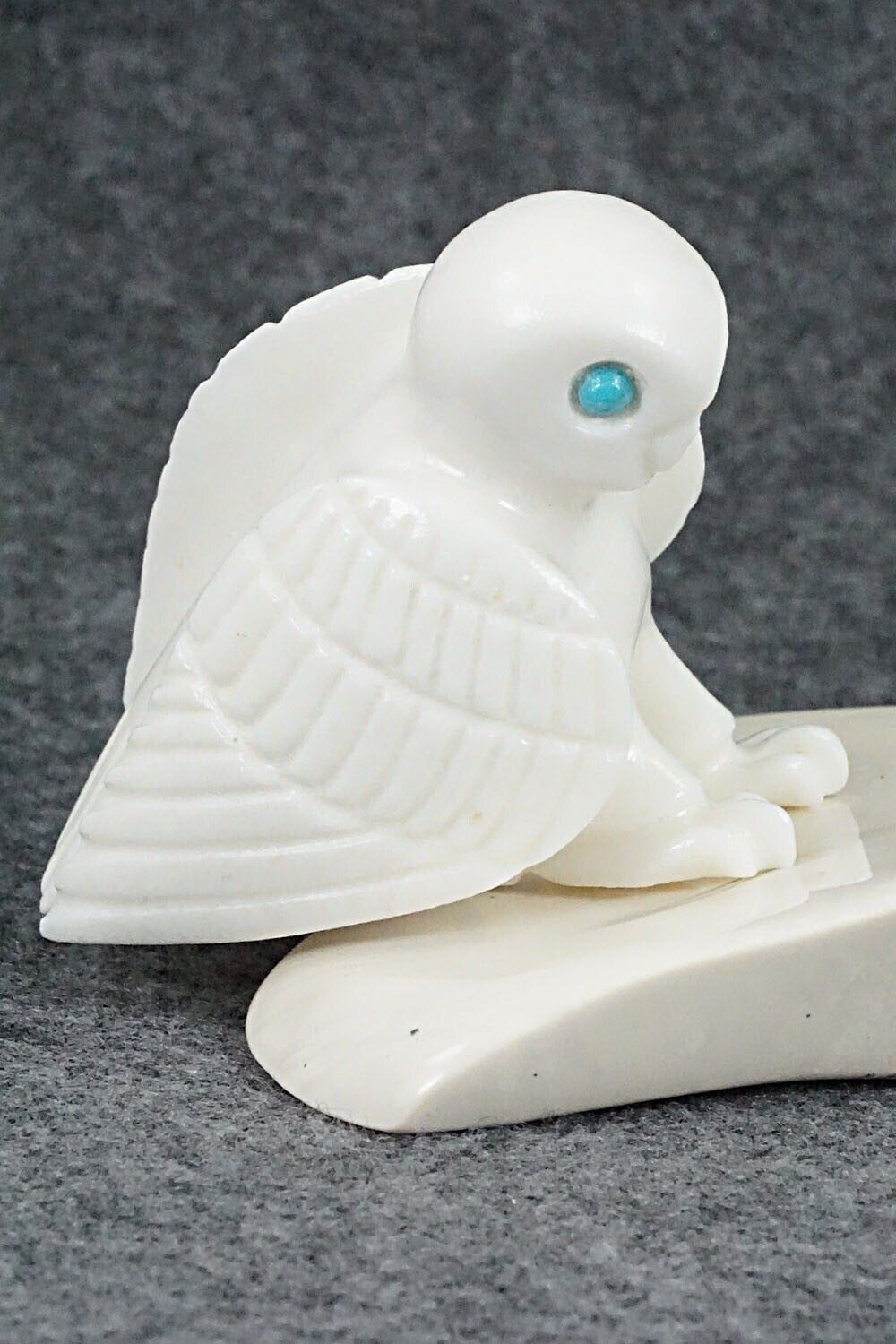 Owl Zuni Fetish Carving - Albert Eustace