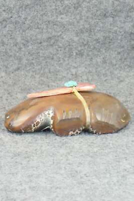Bear Zuni Fetish Carving - Daphne Quam