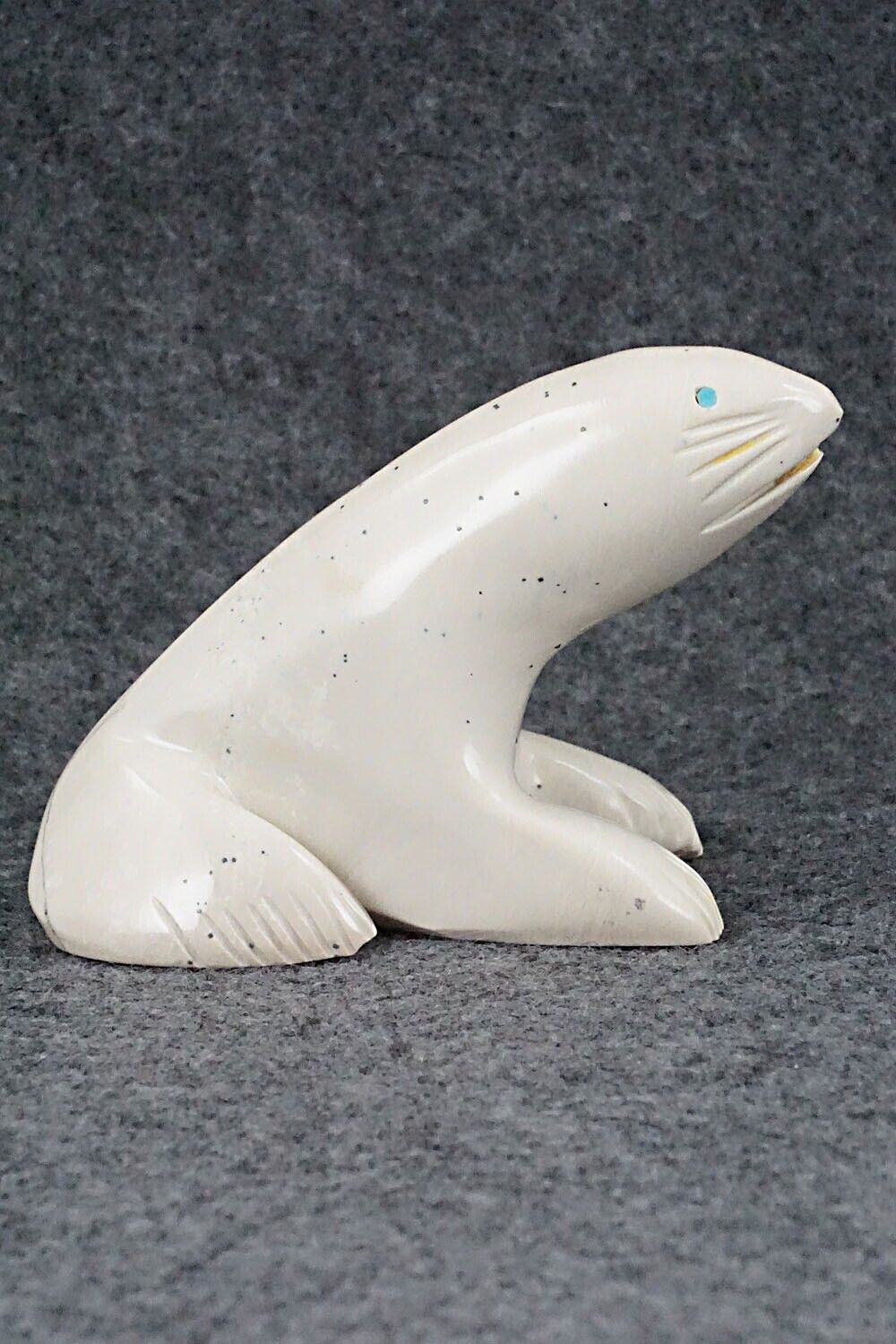 Sea Lion Zuni Fetish Carving - Gilbert Lonjose