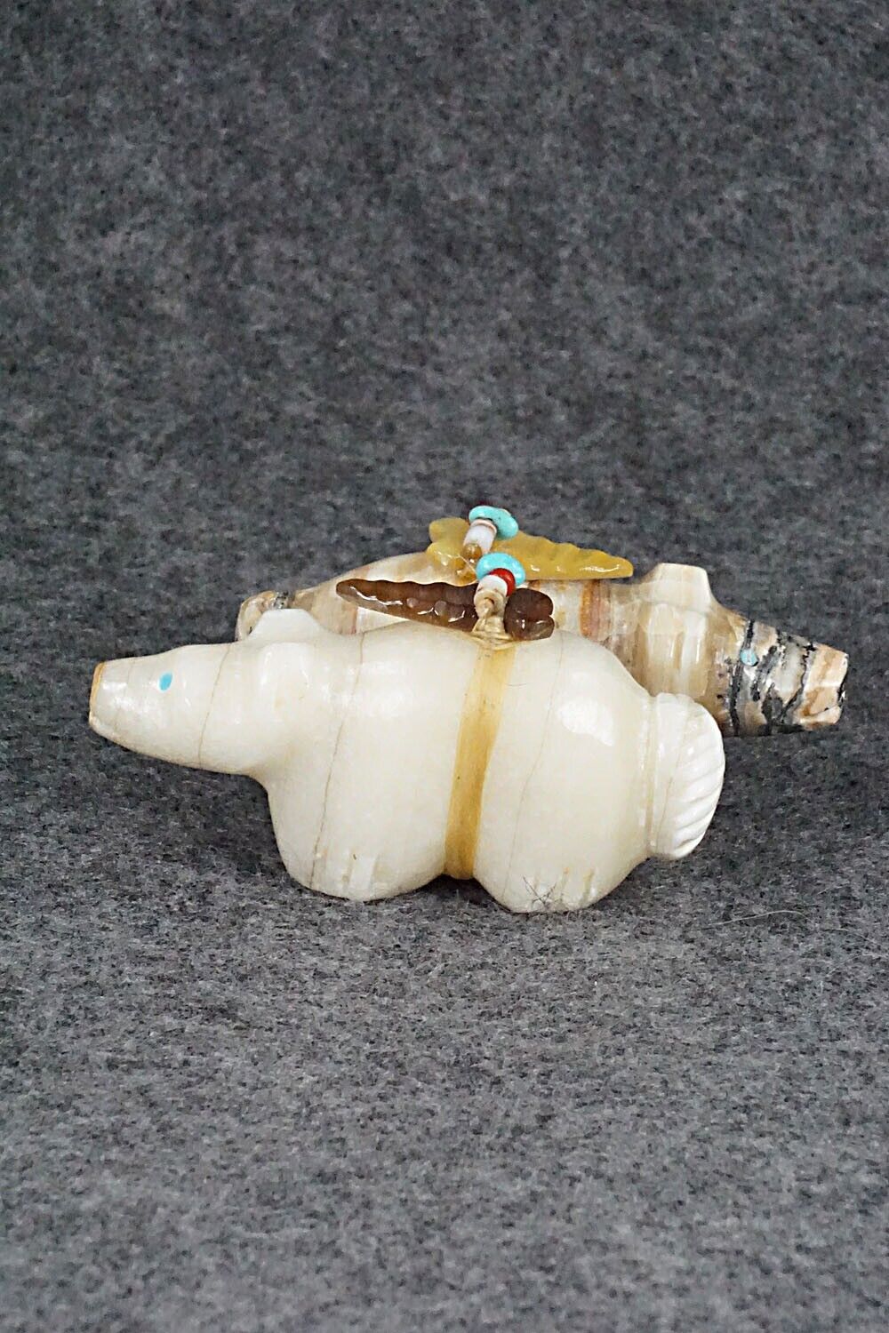 Bear Zuni Fetish Carving - Peter Gasper