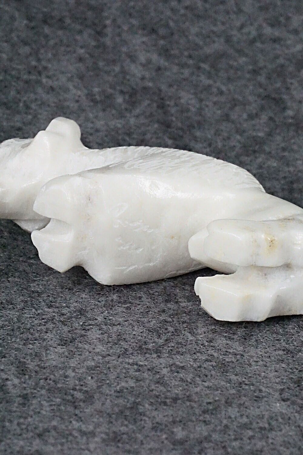 Buffalo Zuni Fetish Carving - Russell Shack