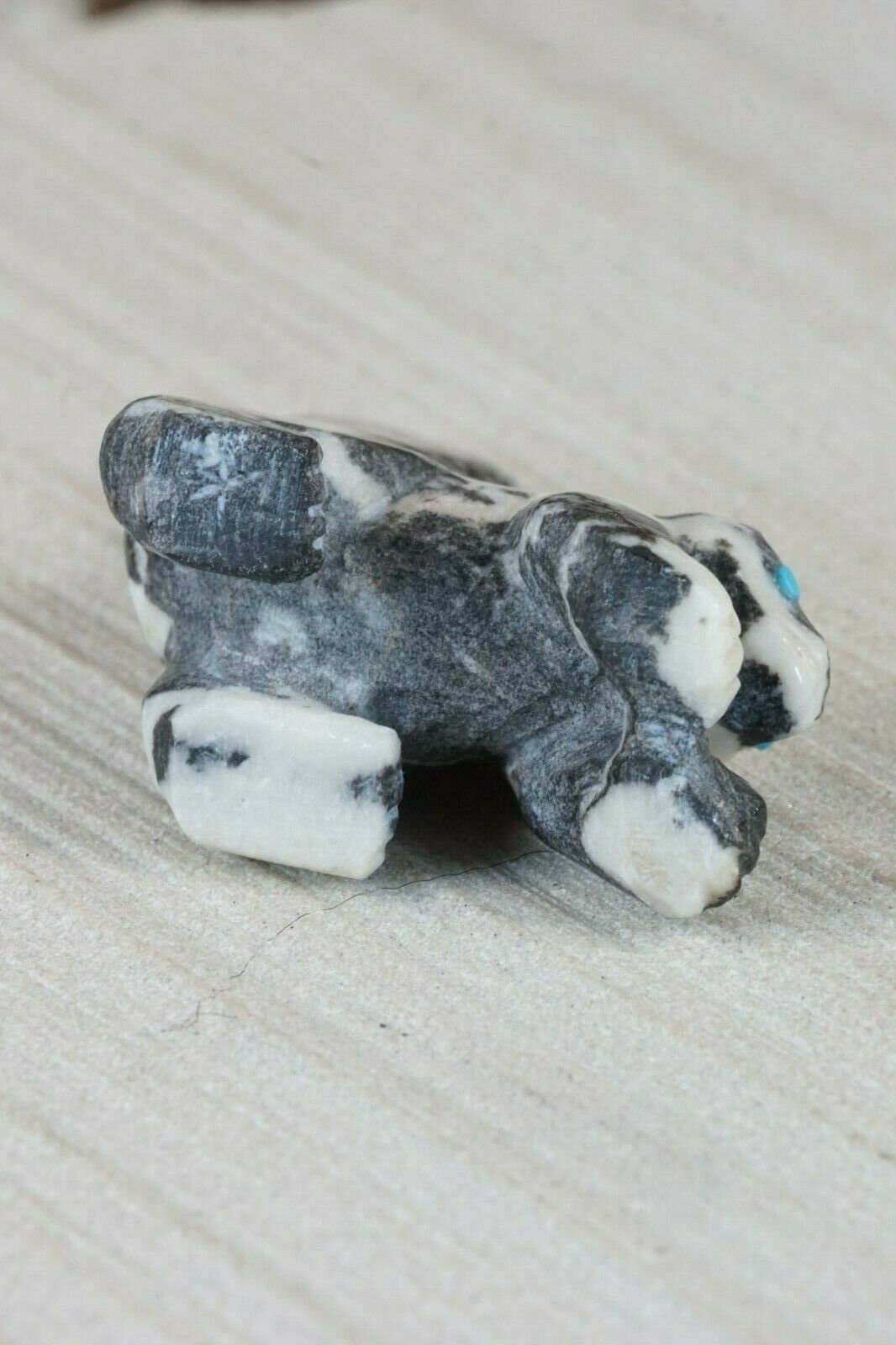 Badger Zuni Fetish Carving - Derrick Kaamasee - High Lonesome Trading