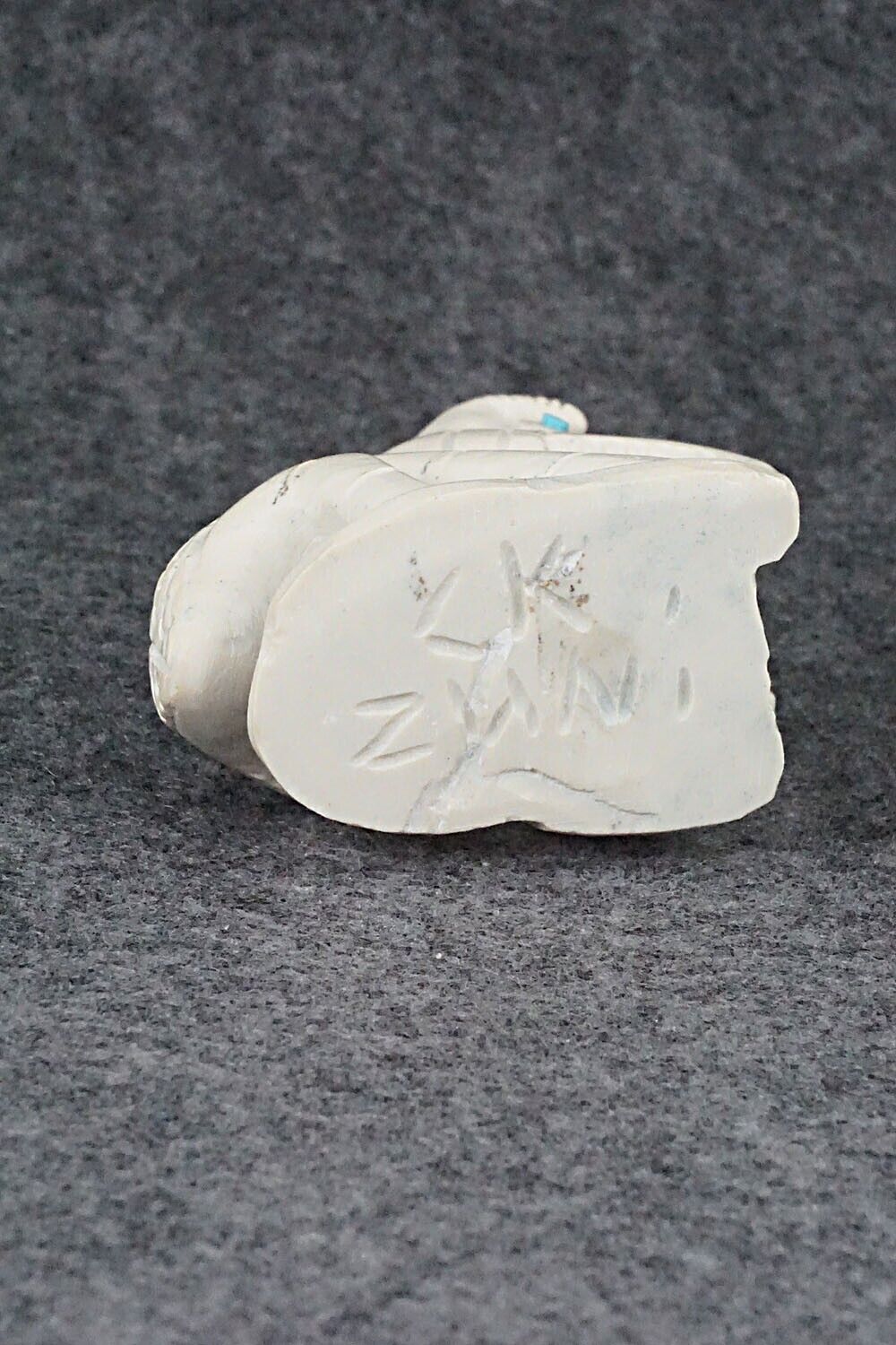 Praying Mantis Zuni Fetish Carving - Colton Kaamasee