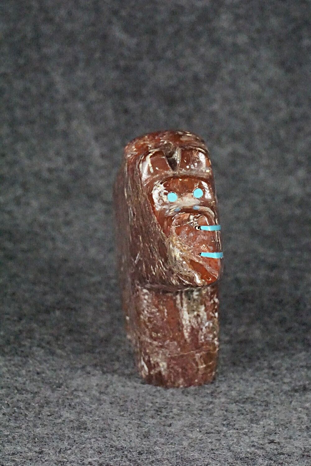 Bear Zuni Fetish Carving - Bernard Laiwakete