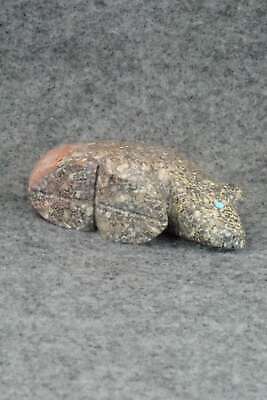 Bear Zuni Fetish Carving - Ronnie Lunasee