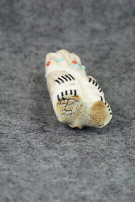 Bear Zuni Fetish Carving - Claudia Peina