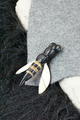 Bee Zuni Fetish Carving - Justin Red Elk
